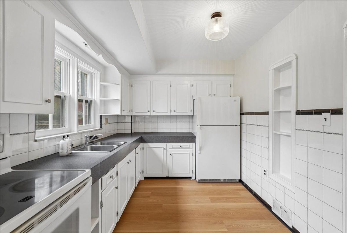310 Glencairn Avenue Toronto 310 Glencairn Avenue Toronto