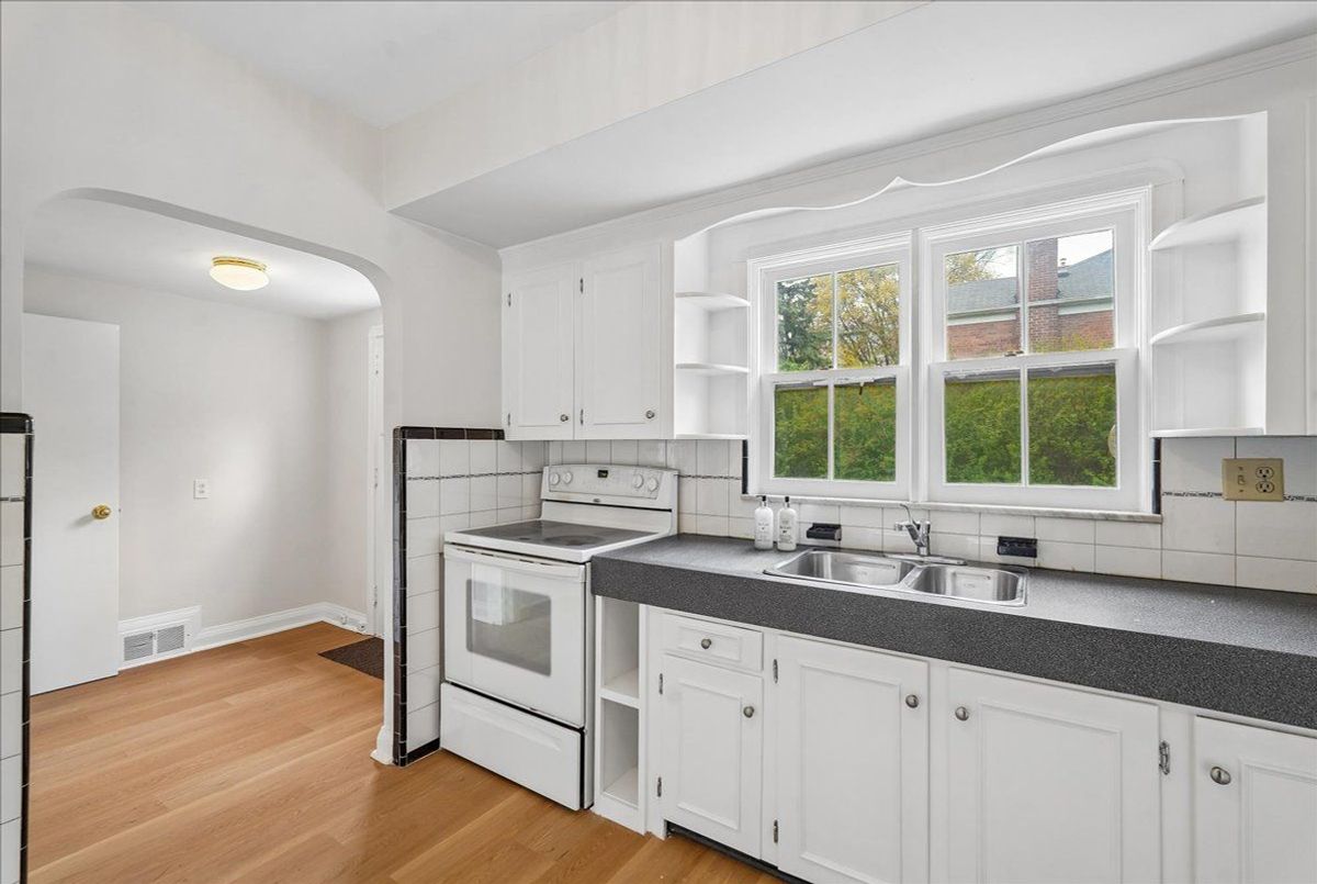 310 Glencairn Avenue Toronto 310 Glencairn Avenue Toronto