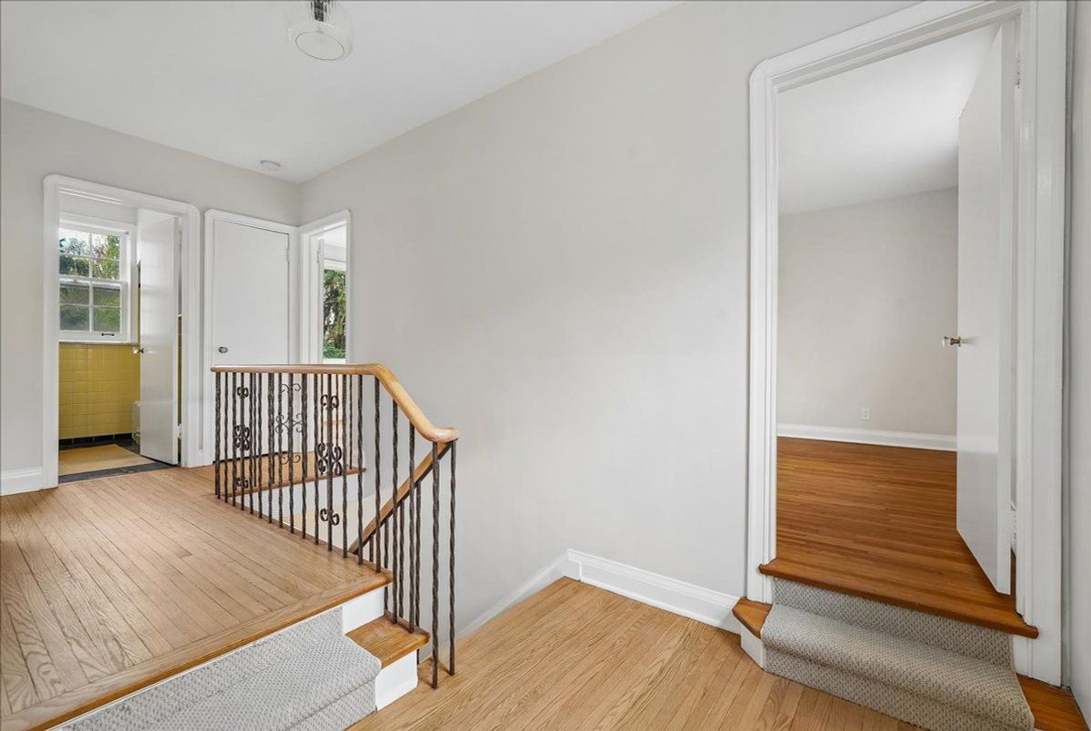 310 Glencairn Avenue Toronto 310 Glencairn Avenue Toronto