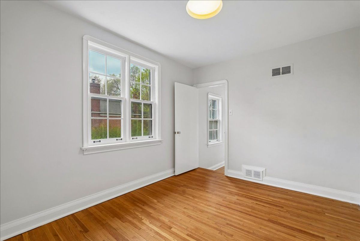 310 Glencairn Avenue Toronto 310 Glencairn Avenue Toronto