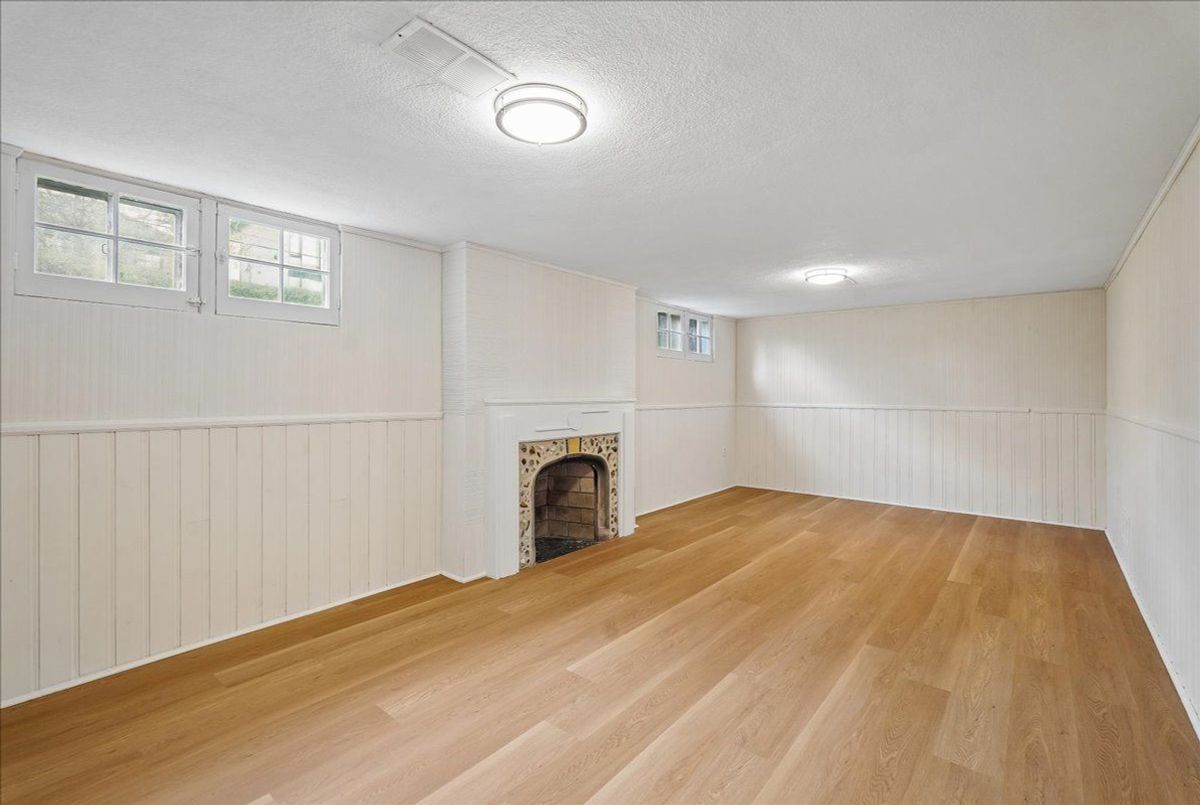 310 Glencairn Avenue Toronto 310 Glencairn Avenue Toronto