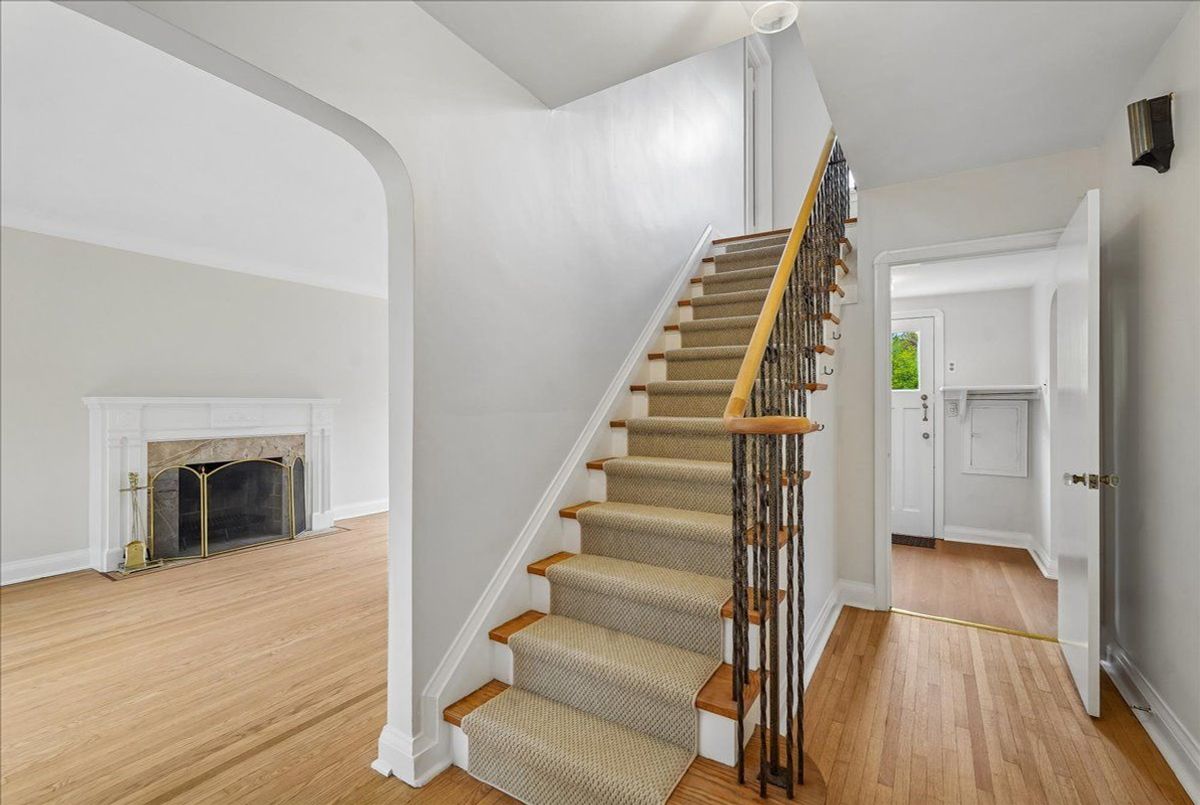 310 Glencairn Avenue Toronto 310 Glencairn Avenue Toronto