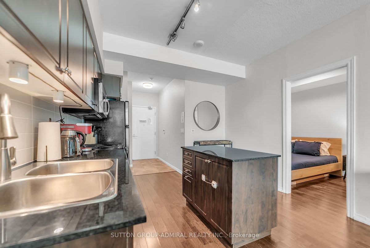 215 Fort York Boulevard Toronto 215 Fort York Boulevard Toronto