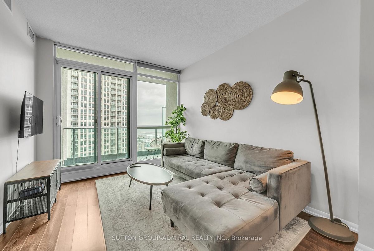 215 Fort York Boulevard Toronto 215 Fort York Boulevard Toronto