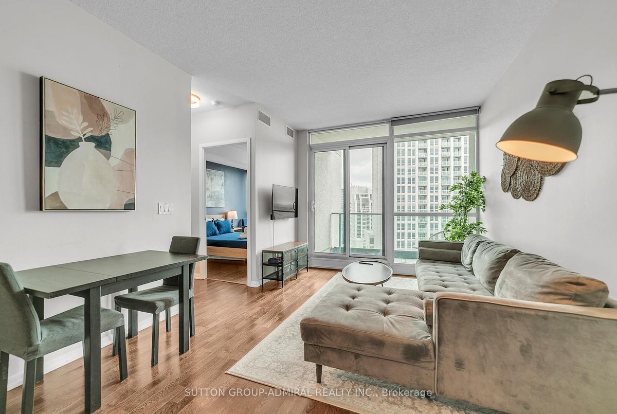 215 Fort York Boulevard Toronto 215 Fort York Boulevard Toronto