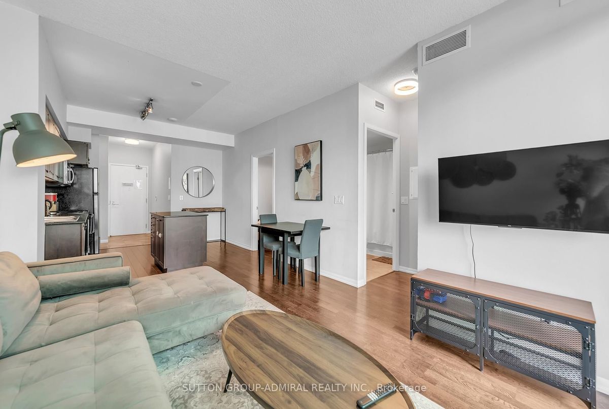 215 Fort York Boulevard Toronto 215 Fort York Boulevard Toronto