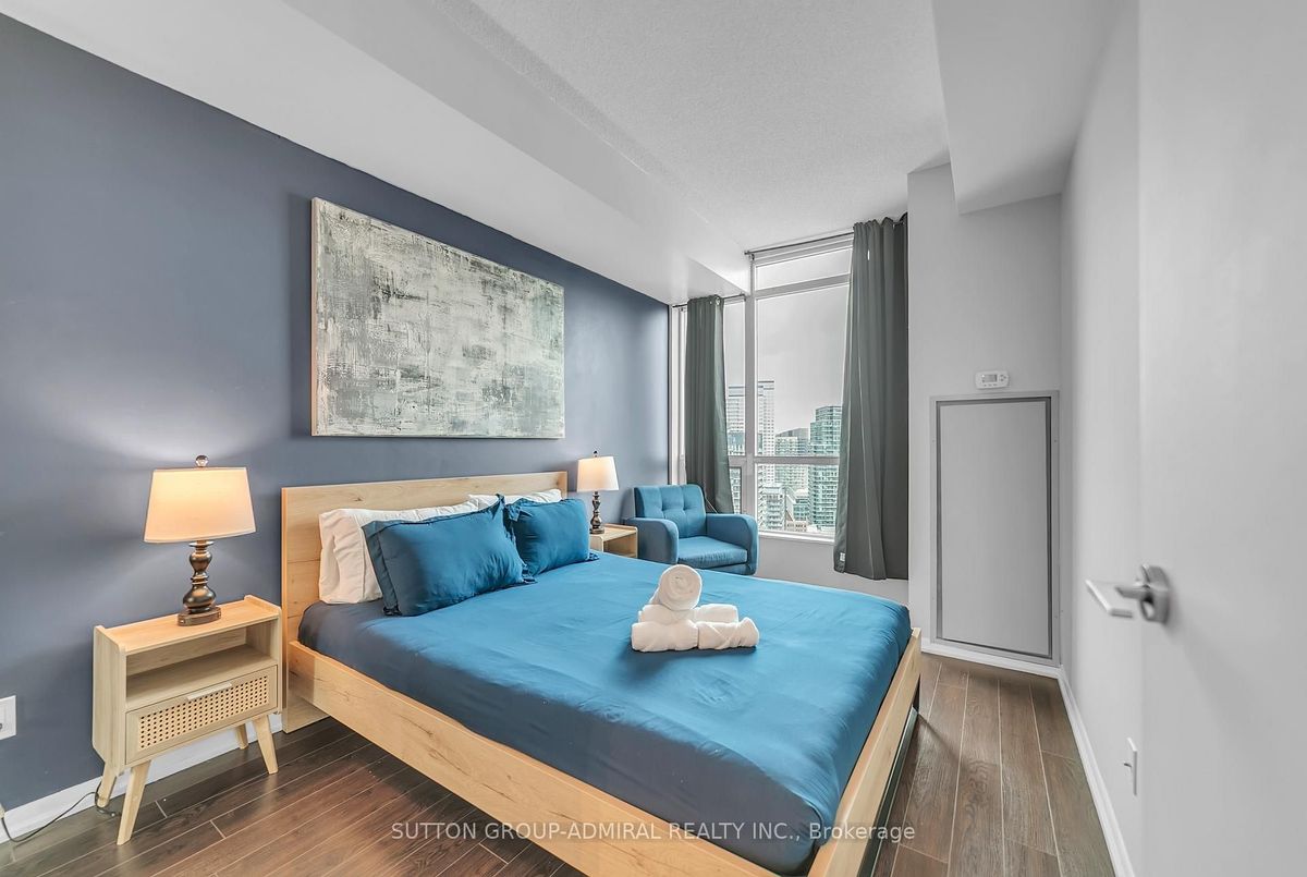 215 Fort York Boulevard Toronto 215 Fort York Boulevard Toronto
