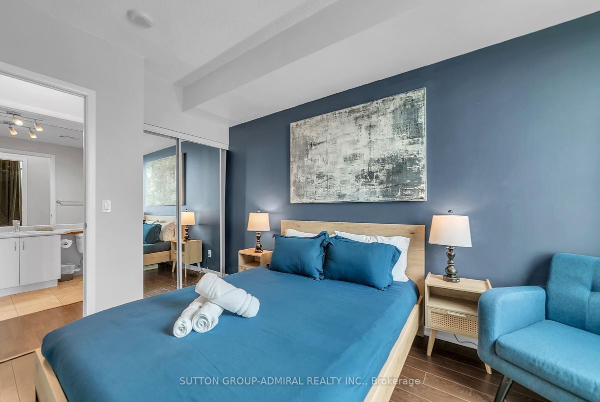 215 Fort York Boulevard Toronto 215 Fort York Boulevard Toronto