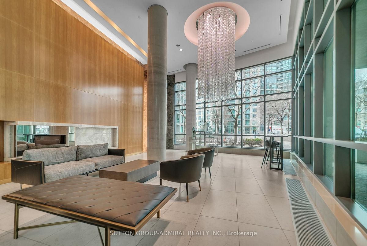 215 Fort York Boulevard Toronto 215 Fort York Boulevard Toronto