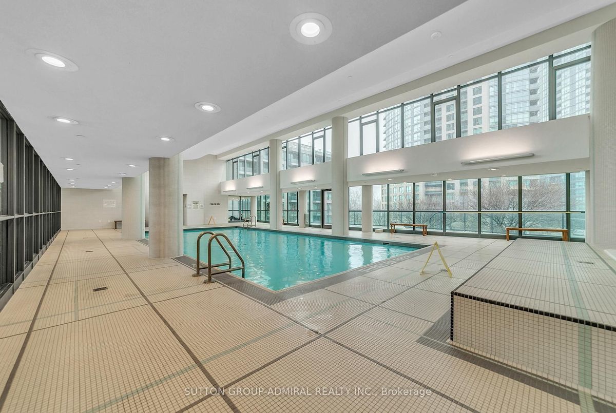 215 Fort York Boulevard Toronto 215 Fort York Boulevard Toronto
