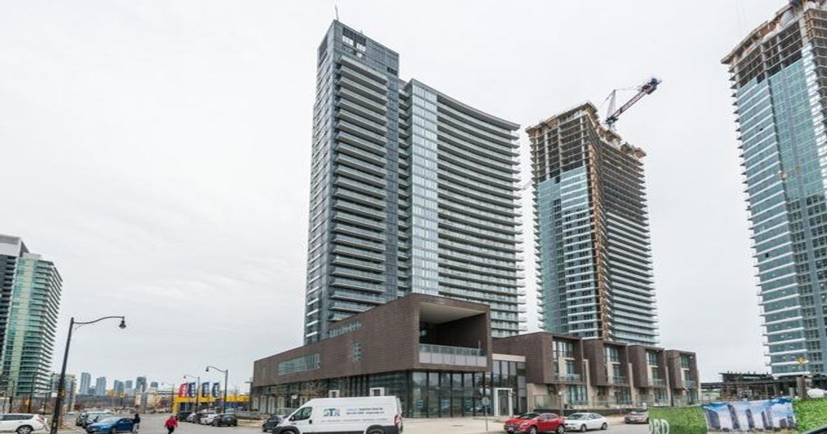 121 Mcmahon Dr Toronto