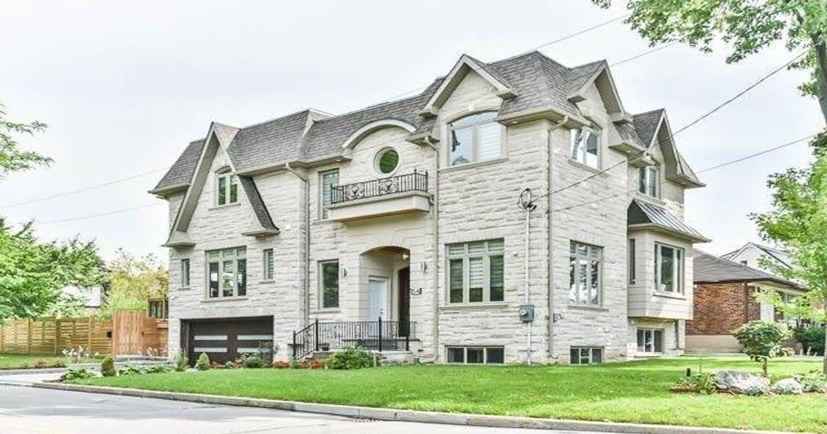 54 Madawaska Ave Toronto