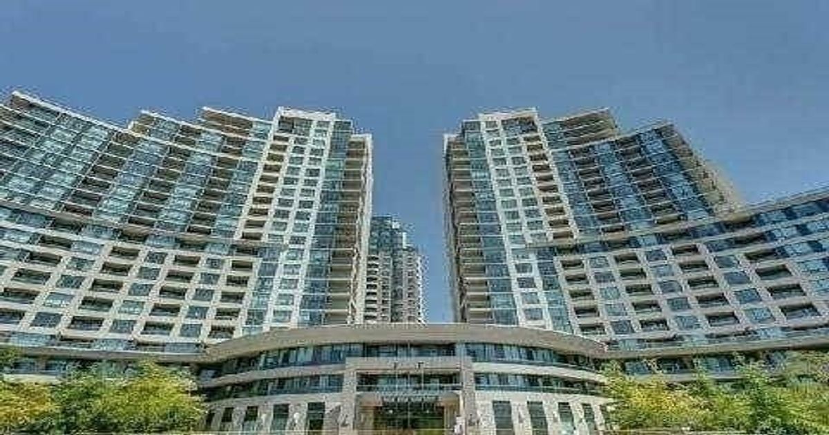 509 Beecroft Rd Toronto