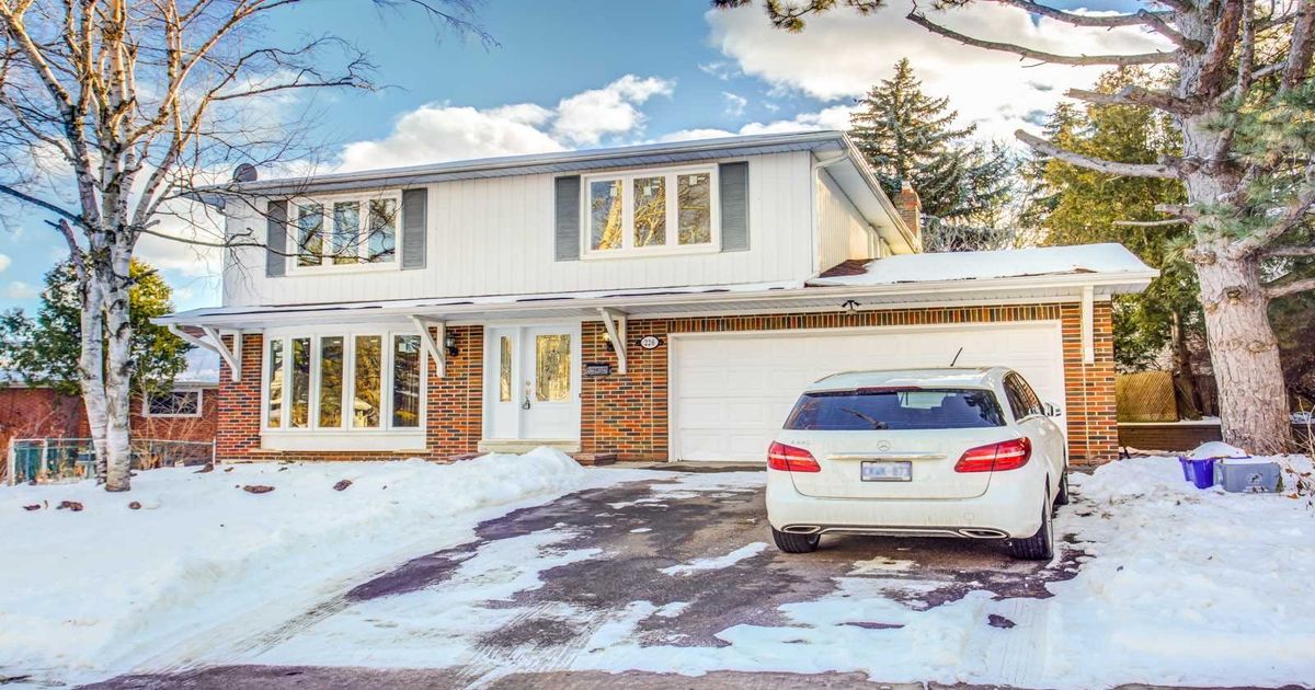 226 Kingslake Rd Toronto