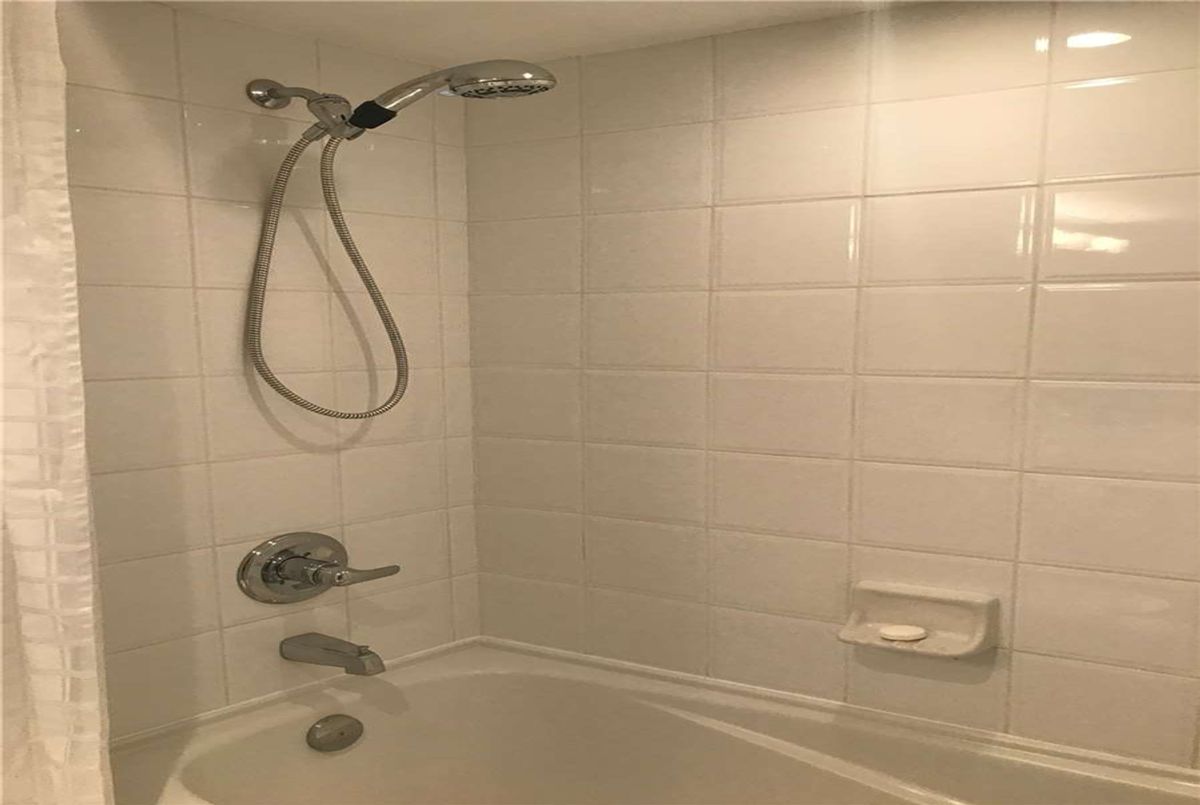 109 Front St E Toronto 109 Front St E Toronto