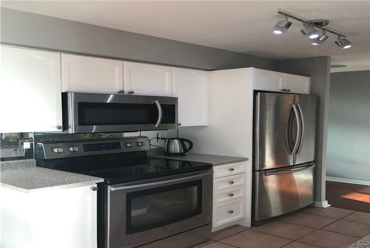 109 Front St E Toronto 109 Front St E Toronto