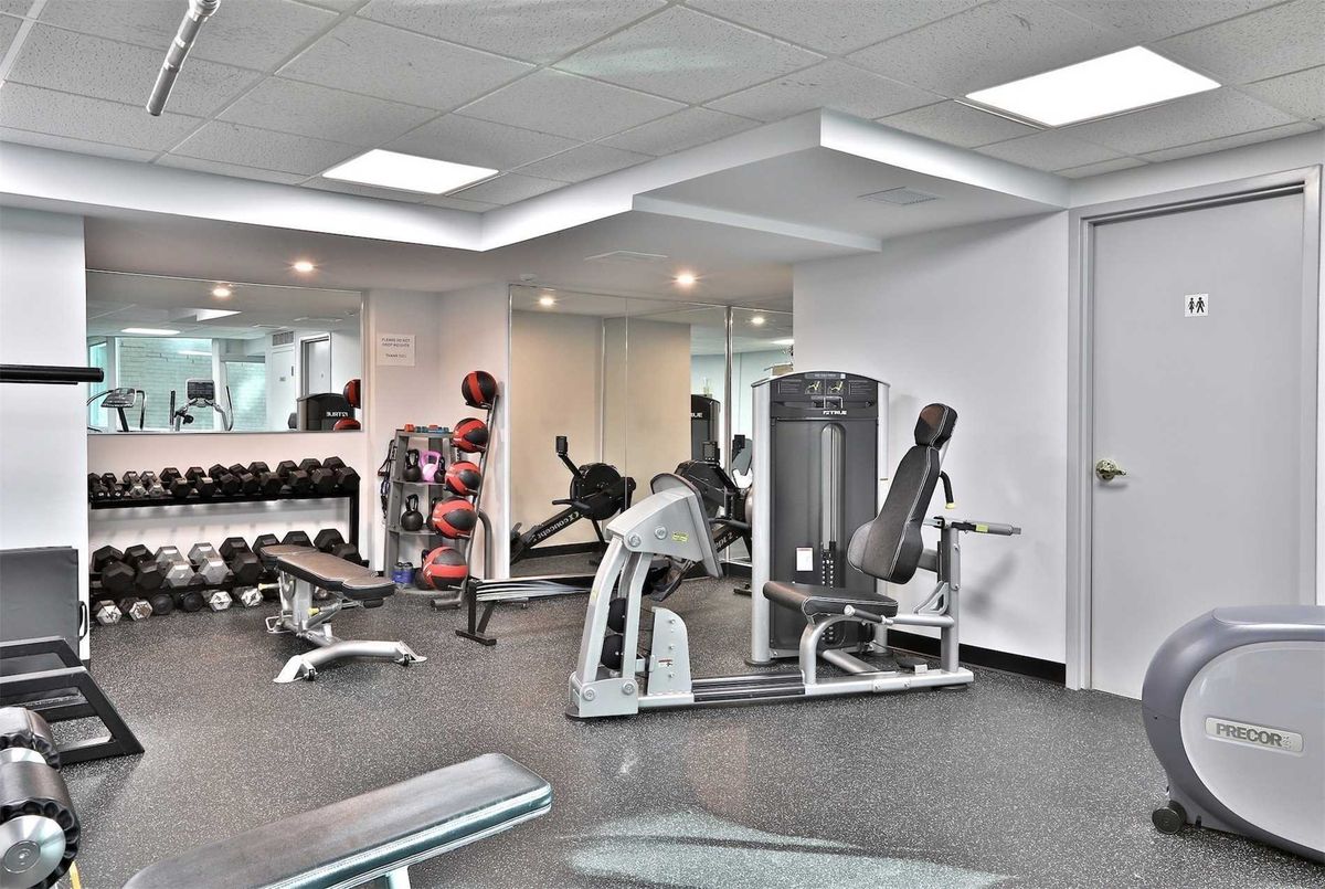 109 Front St E Toronto 109 Front St E Toronto