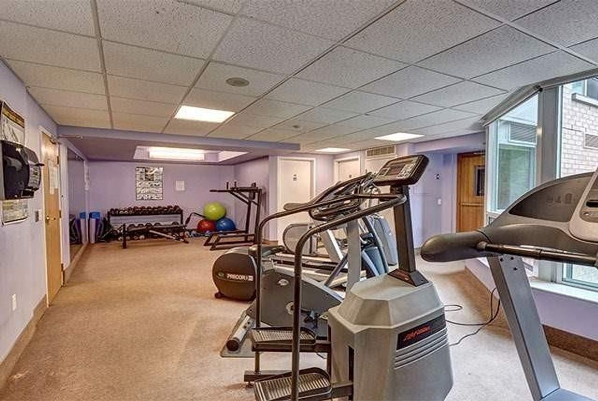 109 Front St E Toronto 109 Front St E Toronto