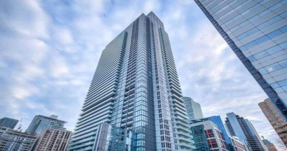 300 Front St W Toronto