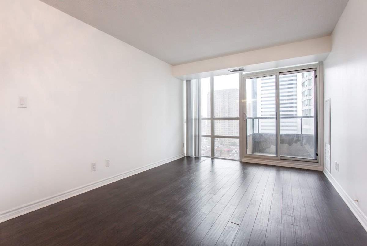 35 Hollywood Ave Toronto 35 Hollywood Ave Toronto