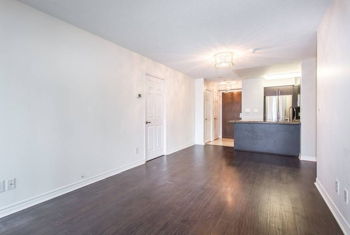 35 Hollywood Ave Toronto 35 Hollywood Ave Toronto