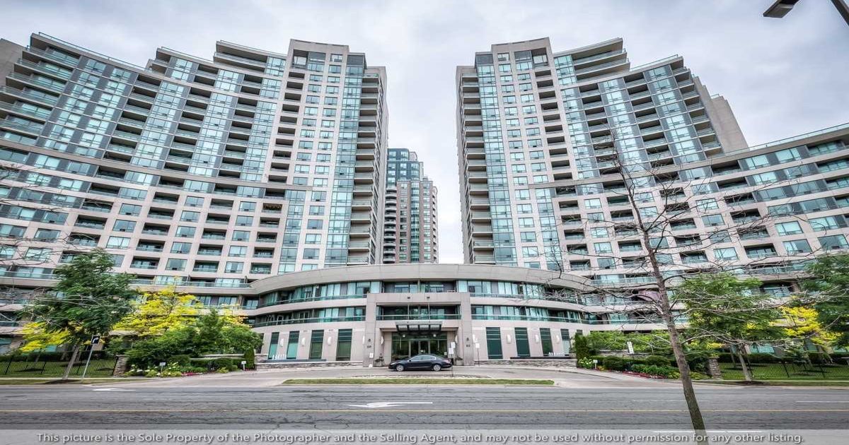503 Beecroft Rd Toronto