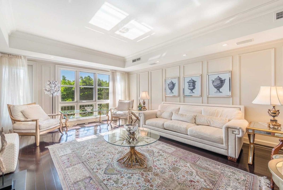 1 Chedington Pl Toronto 1 Chedington Pl Toronto