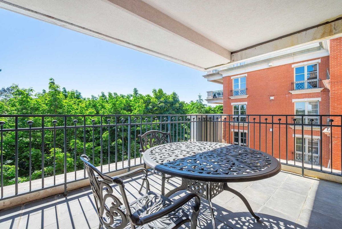 1 Chedington Pl Toronto 1 Chedington Pl Toronto