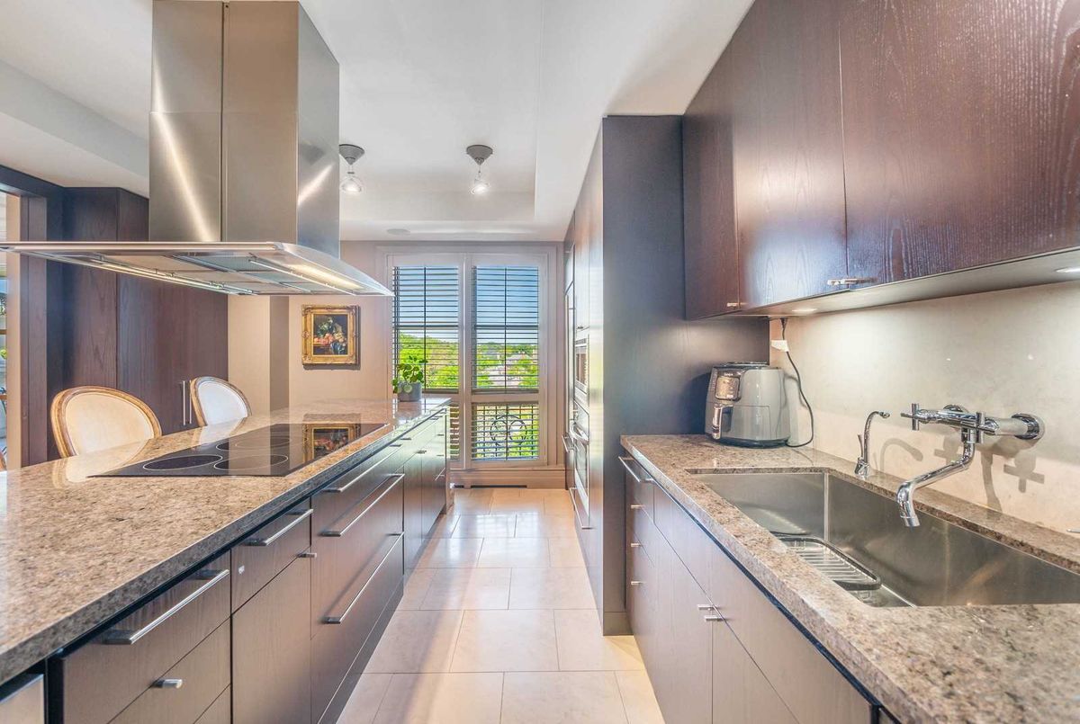 1 Chedington Pl Toronto 1 Chedington Pl Toronto