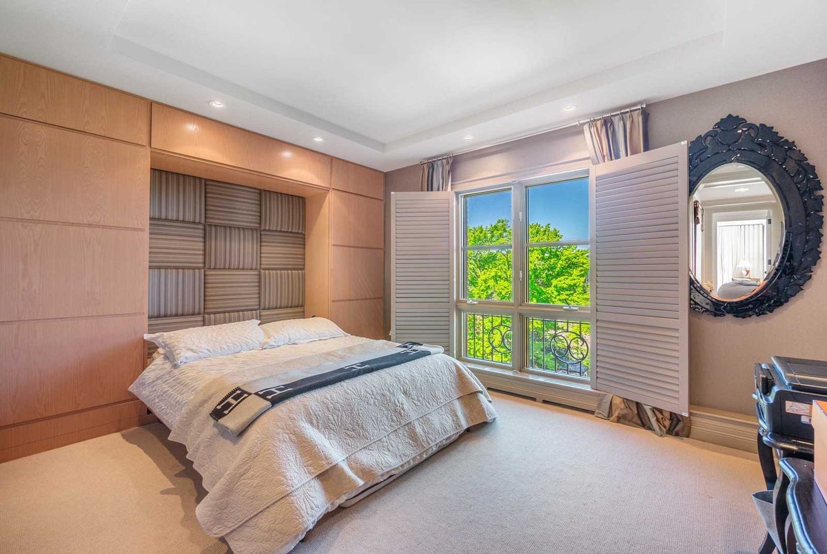 1 Chedington Pl Toronto 1 Chedington Pl Toronto