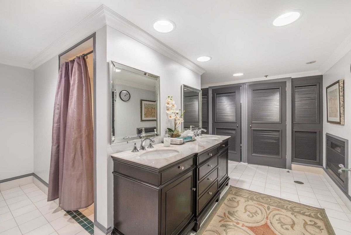 1 Chedington Pl Toronto 1 Chedington Pl Toronto