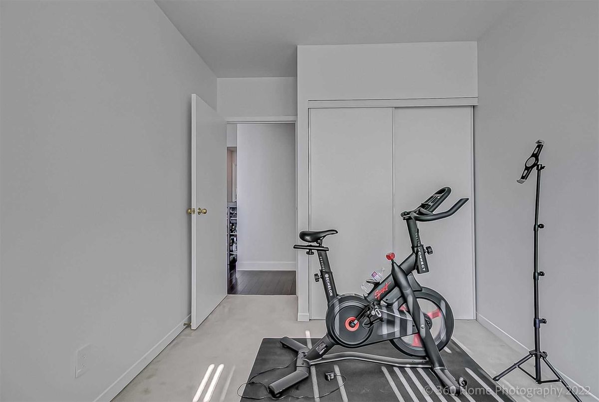 1901 Yonge St Toronto 1901 Yonge St Toronto