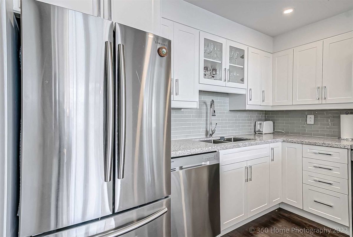 1901 Yonge St Toronto 1901 Yonge St Toronto