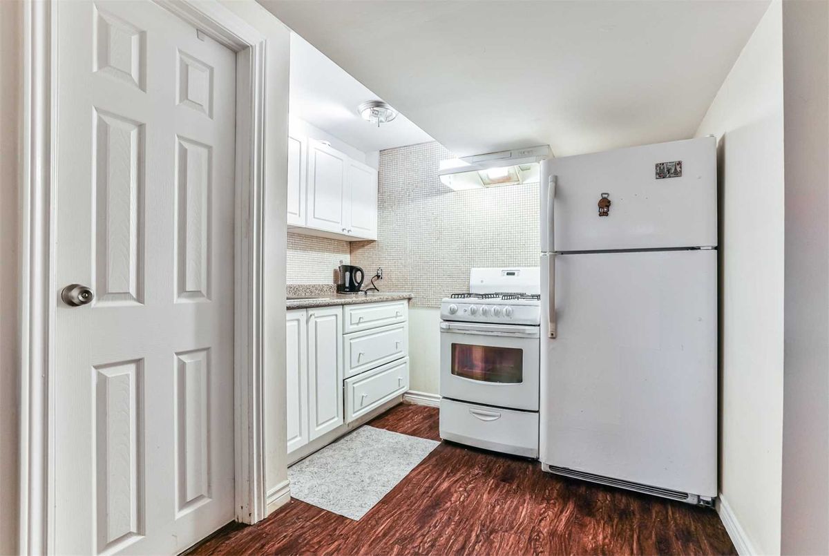 924 Willowdale Ave Toronto 924 Willowdale Ave Toronto