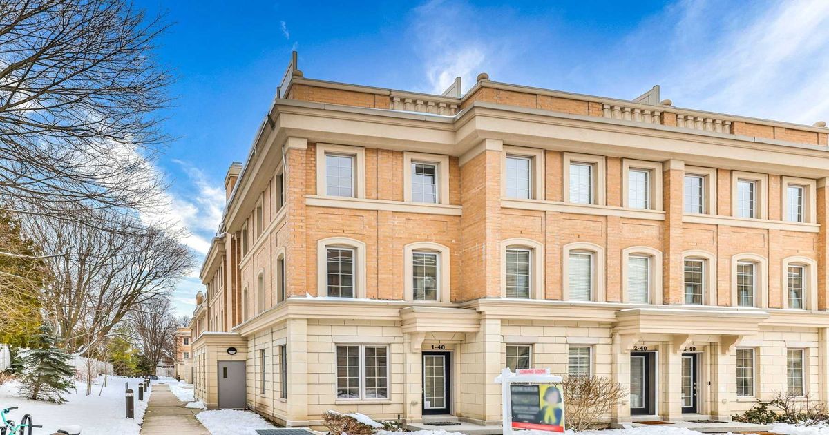 40 Hargrave Lane Toronto