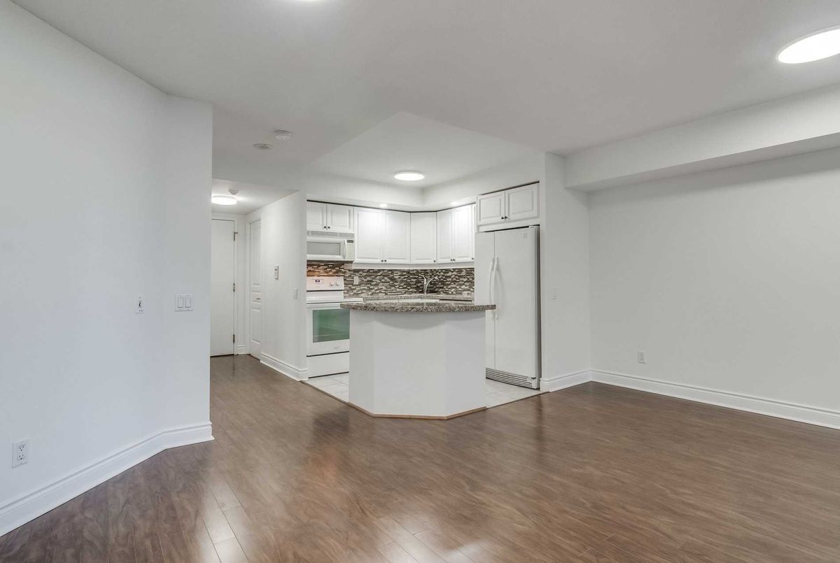 5 Northtown Way Toronto 5 Northtown Way Toronto