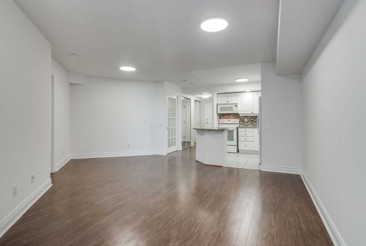 5 Northtown Way Toronto 5 Northtown Way Toronto