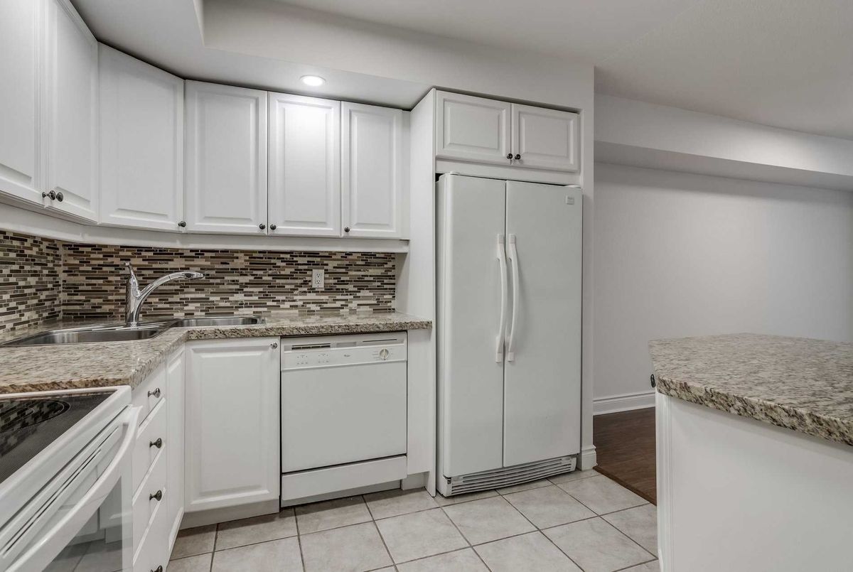 5 Northtown Way Toronto 5 Northtown Way Toronto