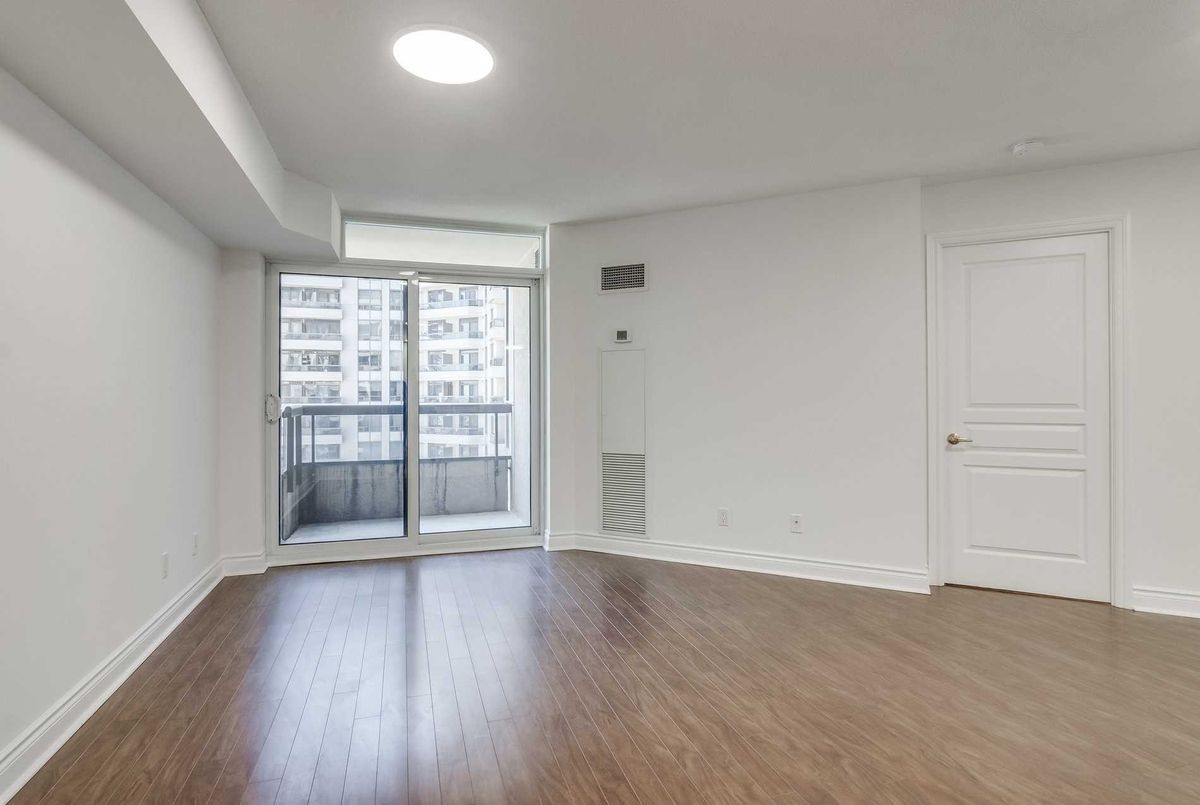 5 Northtown Way Toronto 5 Northtown Way Toronto