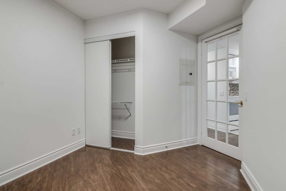 5 Northtown Way Toronto 5 Northtown Way Toronto