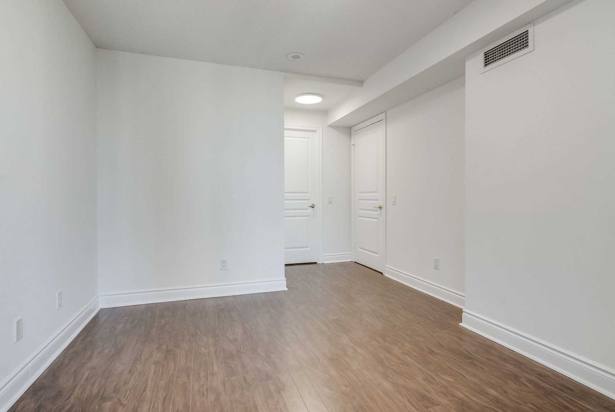 5 Northtown Way Toronto 5 Northtown Way Toronto