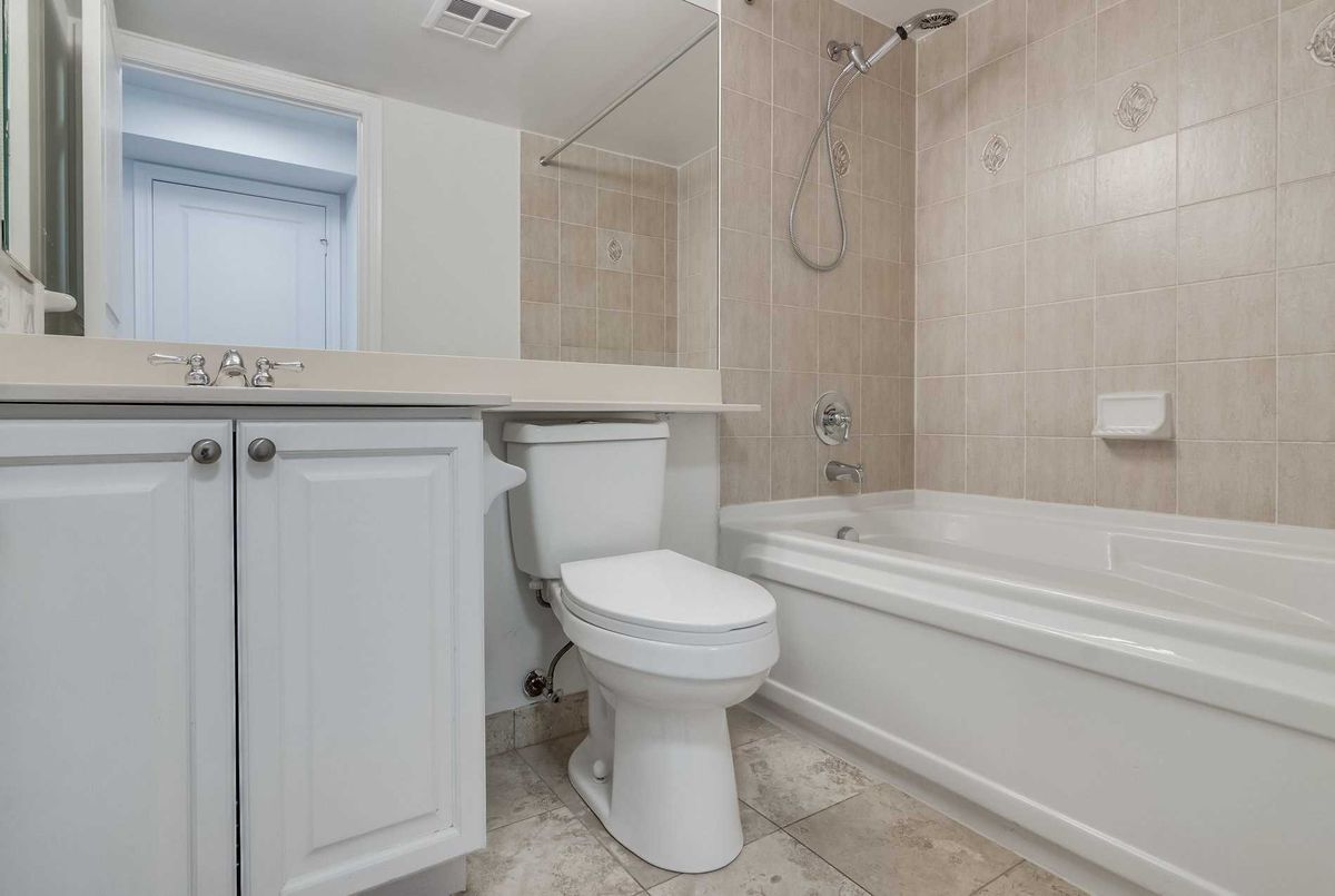 5 Northtown Way Toronto 5 Northtown Way Toronto