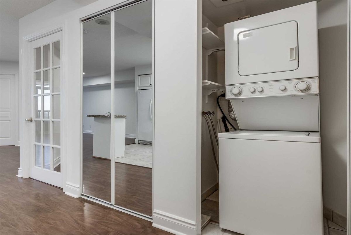 5 Northtown Way Toronto 5 Northtown Way Toronto