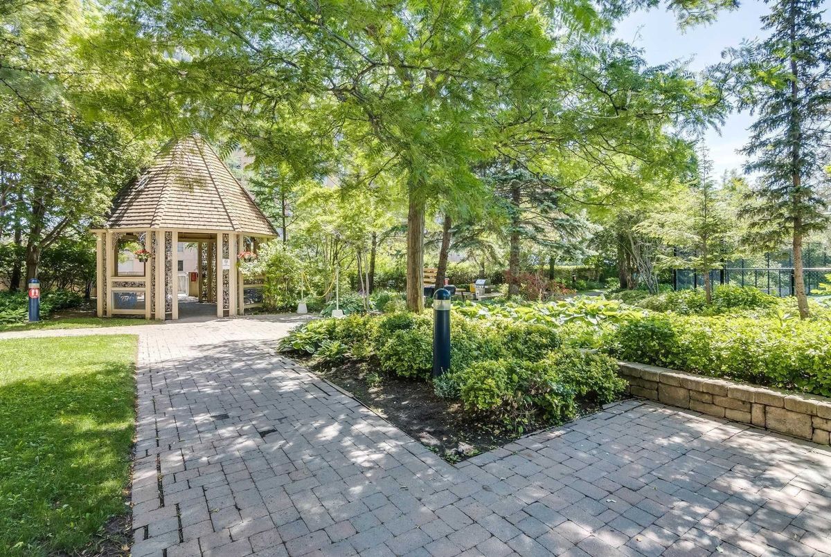 5 Northtown Way Toronto 5 Northtown Way Toronto