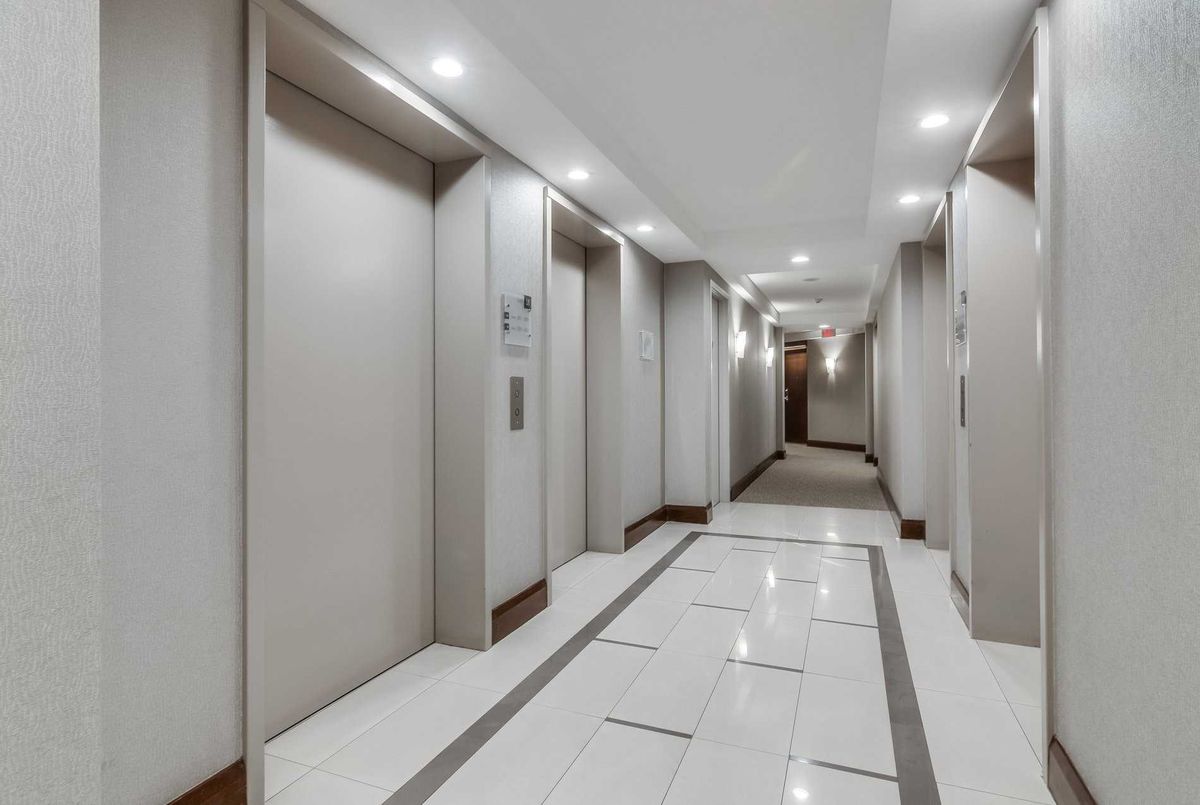 5 Northtown Way Toronto 5 Northtown Way Toronto