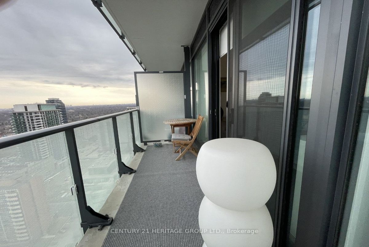 img-gallery
