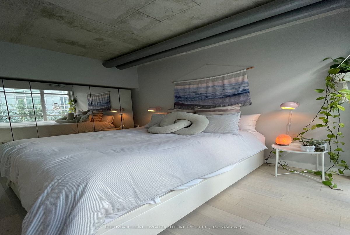 img-gallery