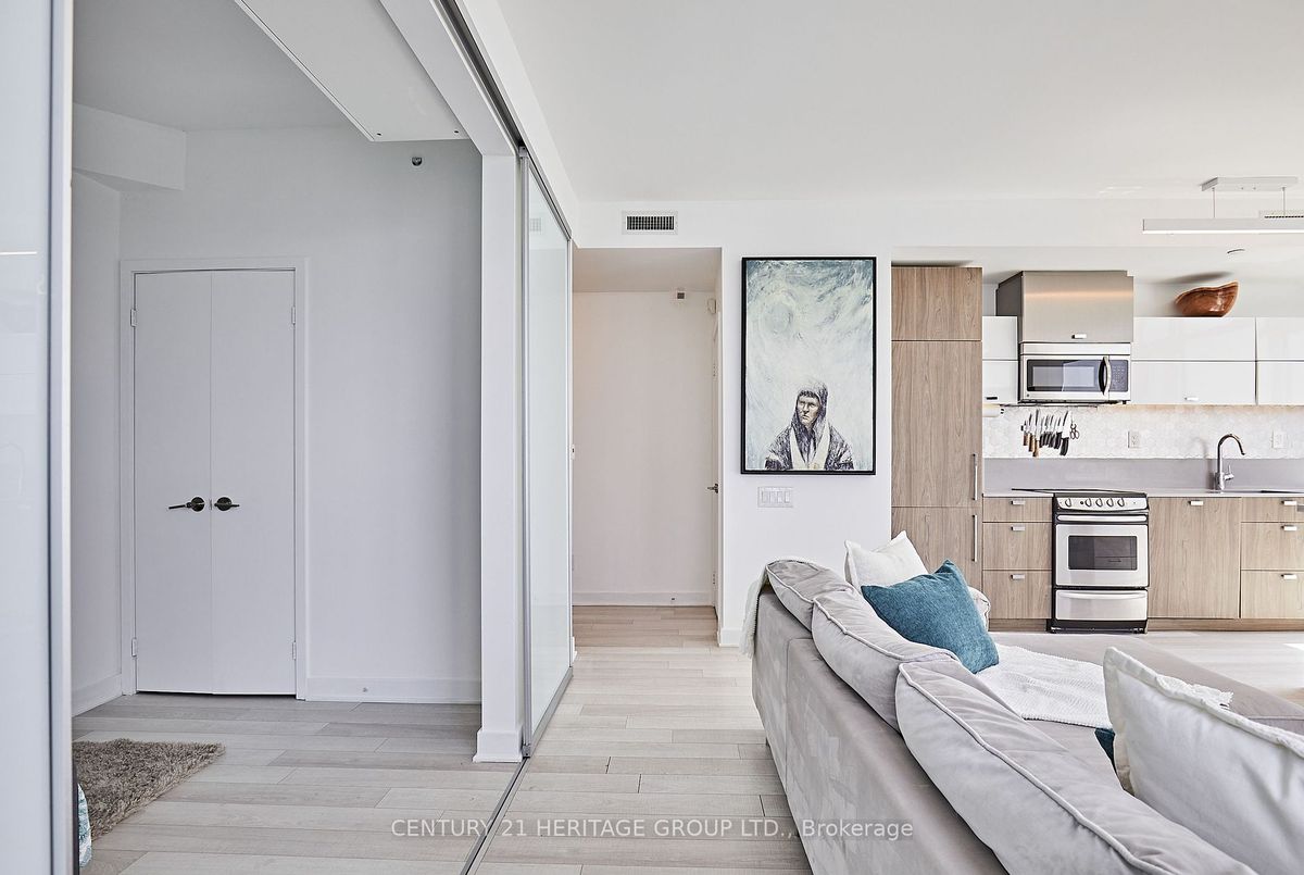 img-gallery