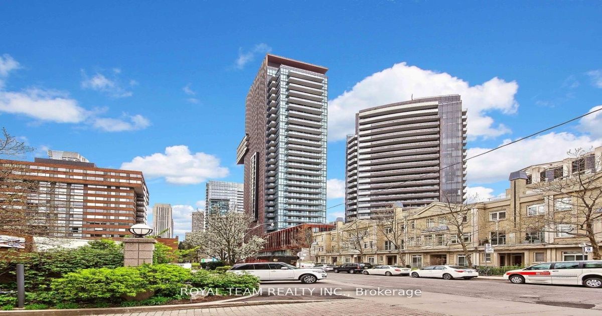 32 Davenport Rd Toronto