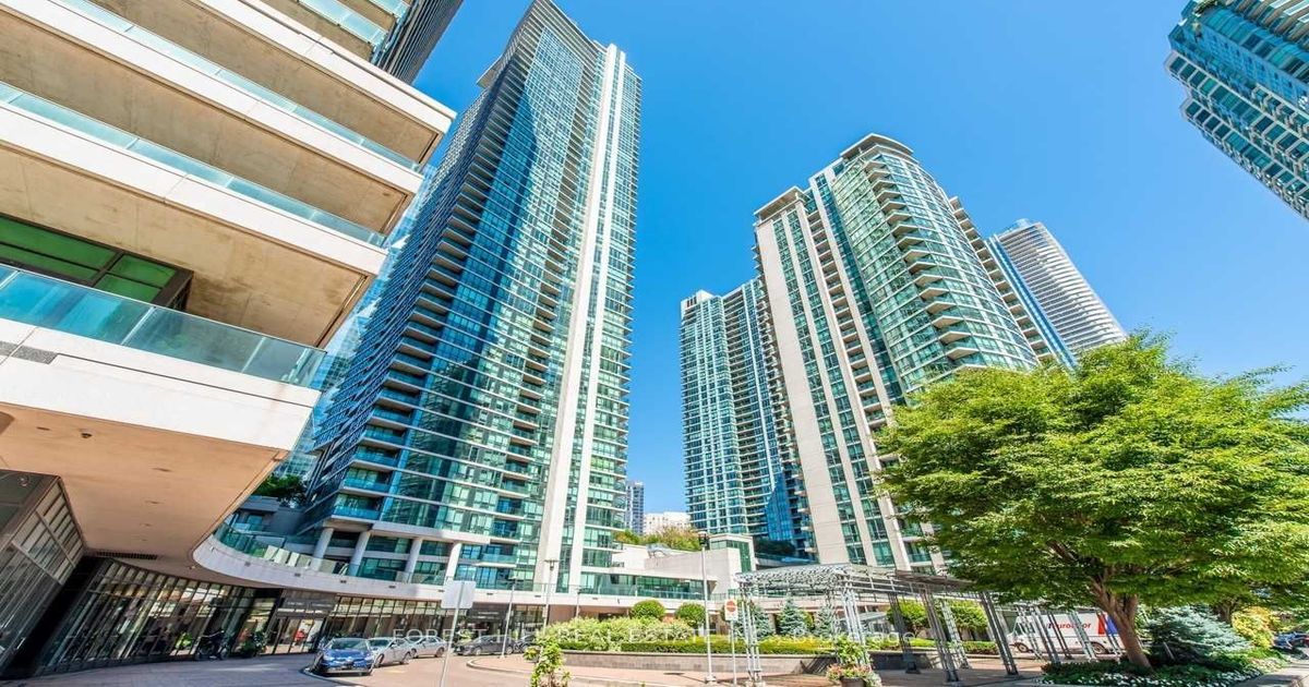 16 Harbour St Toronto